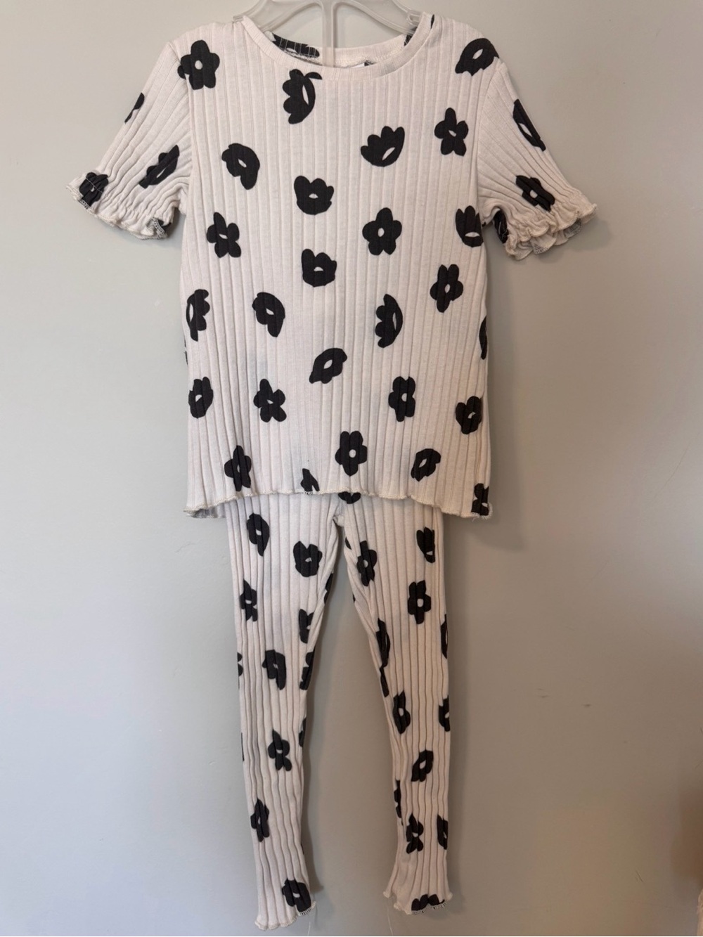 ZARA Cream and Black Floral Ribbed Set